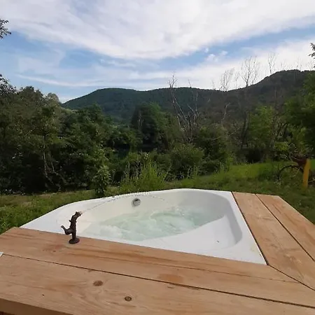 Diamond Una 2 * Bihac